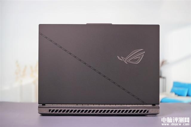 ROG枪神7 Plus超竞版笔记本(i9-13980HX+RTX4080)评测，笔记本评测网（bjbpc.com）