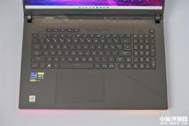 ROG枪神7 Plus超竞版笔记本(i9-13980HX+RTX4080)评测，笔记本评测网（bjbpc.com）