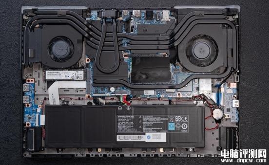 机械革命旷世X笔记本(i9-13900HX+RTX4080)评测，笔记本评测网（bjbpc.com）