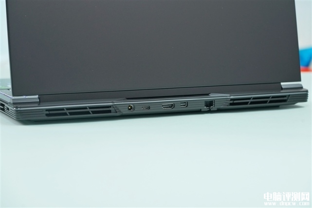 七彩虹将星X16 Pro笔记本（i7 13700H+RTX4060）评测，笔记本评测网（bjbpc.com）