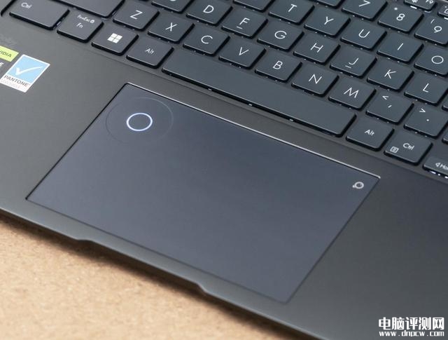 华硕灵耀Pro14 2023笔记本（i9 13900H+RTX4060）评测，笔记本评测网（bjbpc.com）