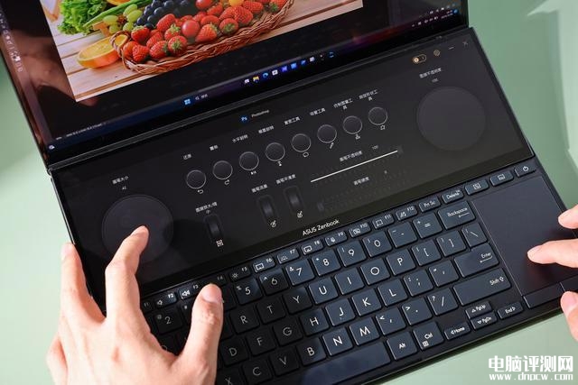 华硕灵耀X 双屏Pro 2023笔记本（i9 13900H+RTX4060）评测，笔记本评测网（bjbpc.com）