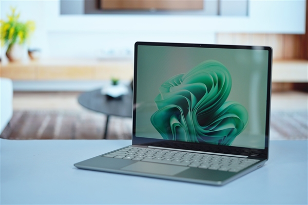 微软Surface Laptop Go 3轻薄本3:2生产力触控屏售价6388元起，笔记本评测网（bjbpc.com）