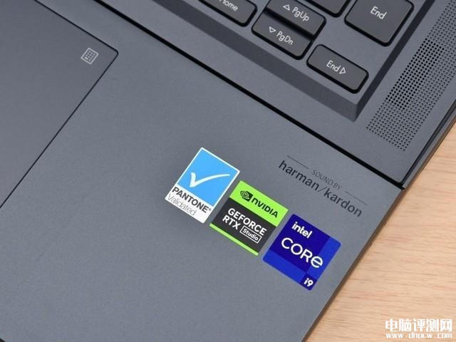 最新笔记本评测：华硕灵耀X Ultra笔记本评测，权威笔记本评测网站,www.dnpcw.com