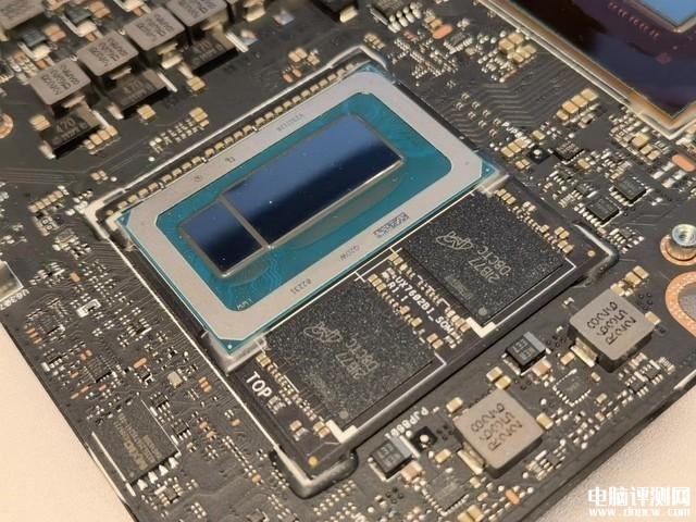 华硕灵耀X Ultra笔记本（i9 13905H+RTX4080）评测，笔记本评测网（bjbpc.com）