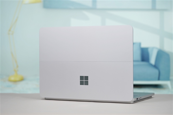 微软旗舰笔记本Surface Laptop Studio 2高清图示，权威笔记本评测网站,www.dnpcw.com