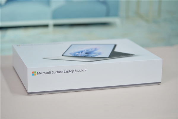 微软旗舰笔记本Surface Laptop Studio 2高清图示，笔记本评测网（bjbpc.com）
