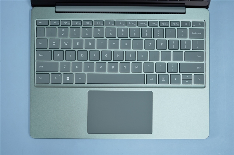 最新笔记本评测：Surface Laptop Go 3评测，权威笔记本评测网站,www.dnpcw.com
