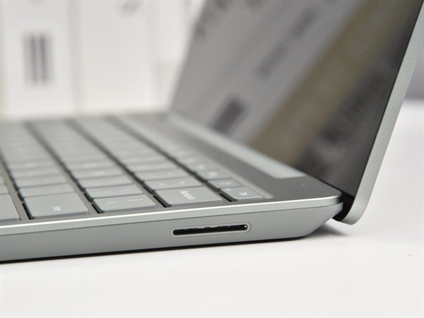 微软Surface Laptop Go 3上手体验，权威笔记本评测网站,www.dnpcw.com