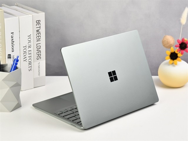 微软Surface Laptop Go 3上手体验，笔记本评测网（bjbpc.com）