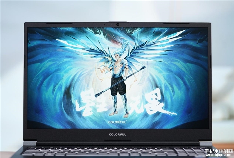 七彩虹将星X15 AT 23H2笔记本（i7 13650HX+RTX4060）评测，笔记本评测网（bjbpc.com）