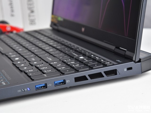 宏碁掠夺者·擎 Neo 2024款笔记本评测，笔记本评测网（bjbpc.com）