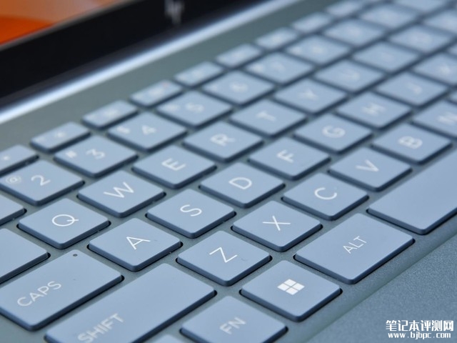 惠普星Book Pro 14笔记本（酷睿Ultra7 155H）评测，笔记本评测网（bjbpc.com）