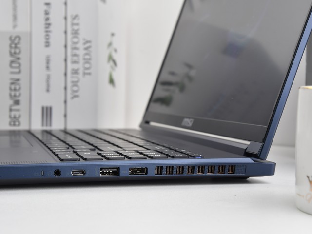 微星绝影16 AI Studio 2024笔记本(Ultra 7 155H+RTX4060)评测，笔记本评测网（bjbpc.com）