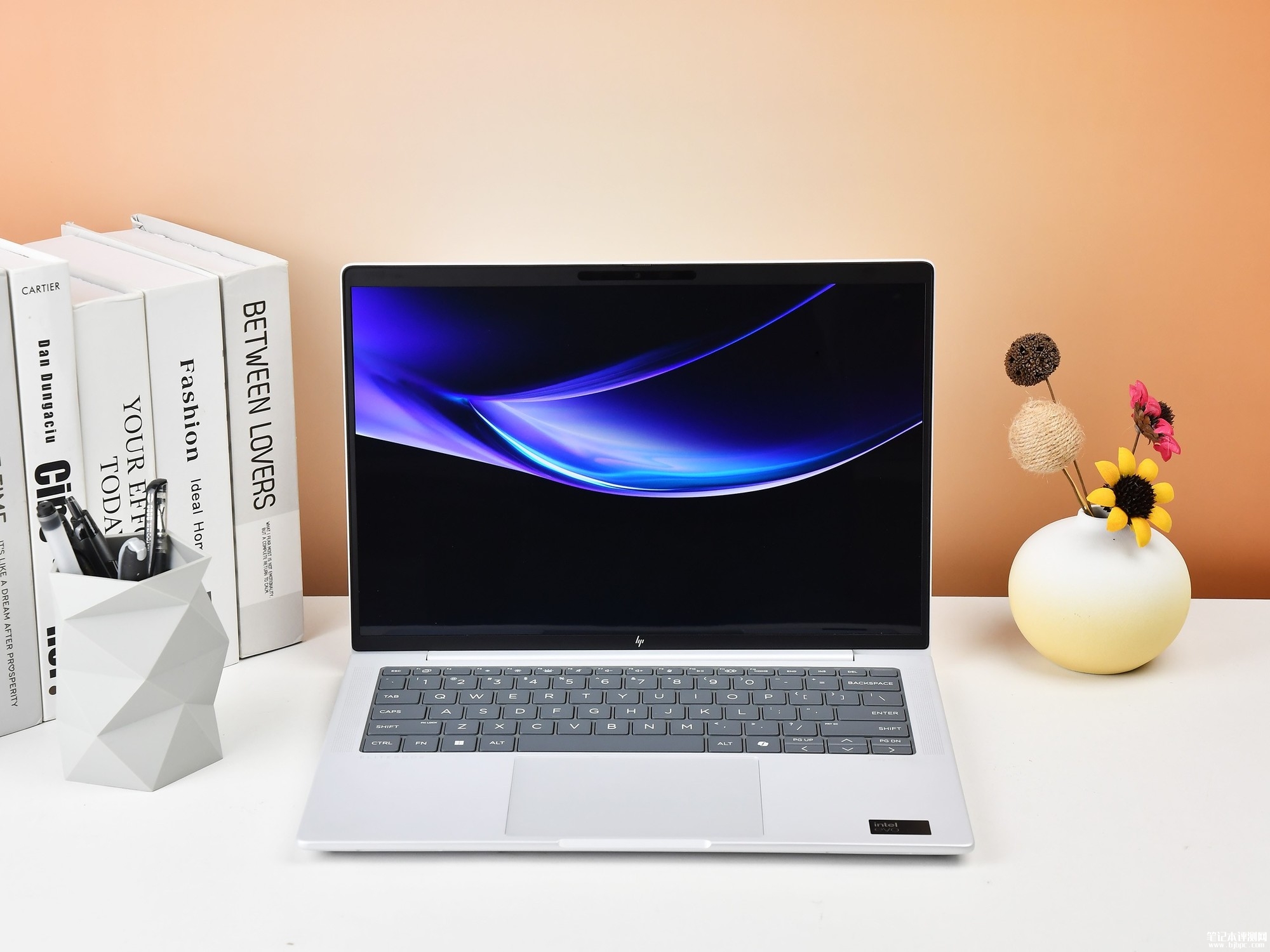惠普战X Pro笔记本（Ultra5 125H 32G 1T）评测，笔记本评测网（bjbpc.com）