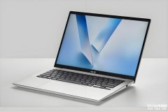 华硕无畏14 2025笔记本上市 搭载Ultra5 225H处理器售价5299元