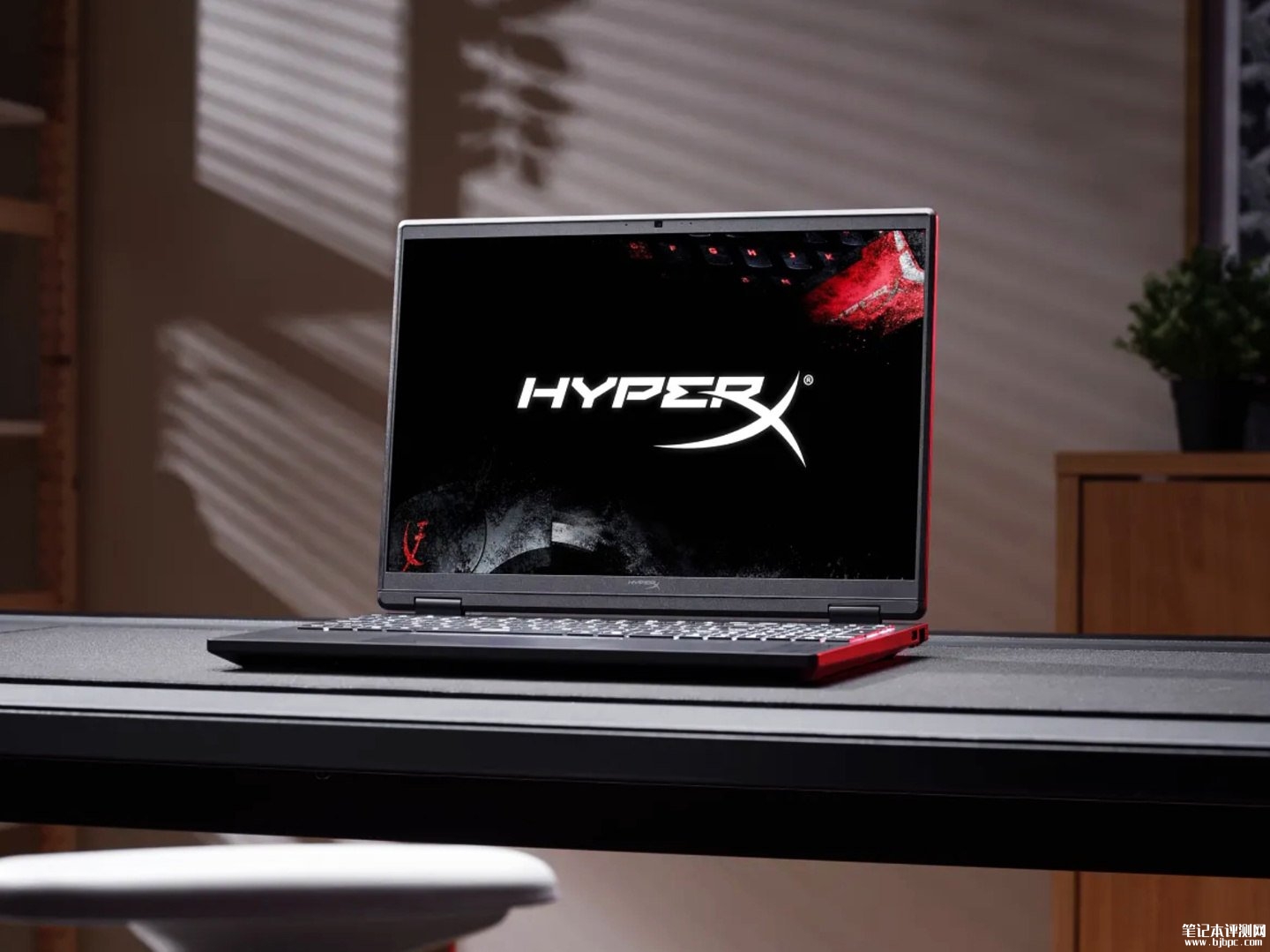 惠普HyperX Omen 15笔记本新配置海外发布:搭载英特尔Arrow Lake HX处理器,笔记本评测网(bjbpc.com)